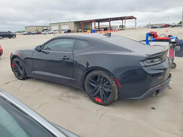 1G1FB1RS9J0149046 2018 CHEVROLET CAMARO - Image 2