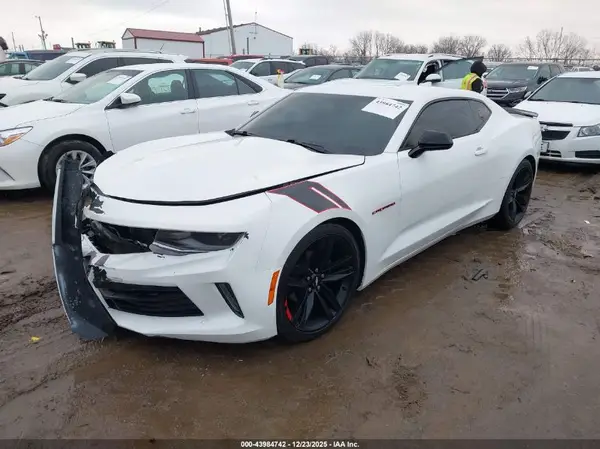 1G1FB1RS9J0151749 2018 CHEVROLET CAMARO - Image 2