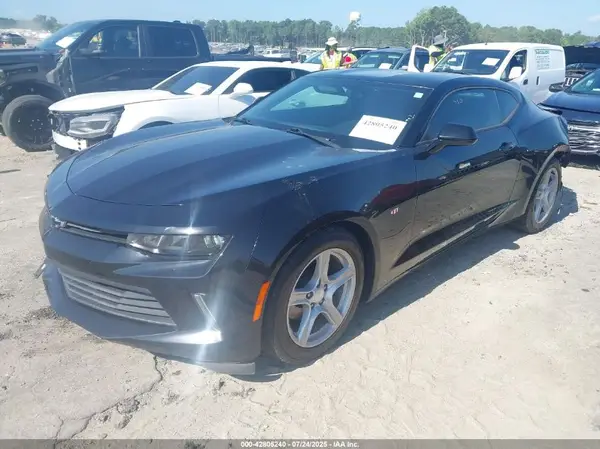 1G1FB1RSXH0107172 2017 CHEVROLET CAMARO - Image 2