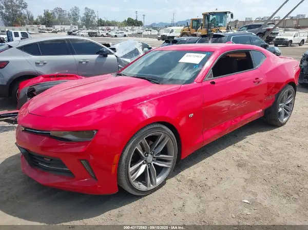 1G1FB1RSXJ0111857 2018 CHEVROLET CAMARO - Image 2