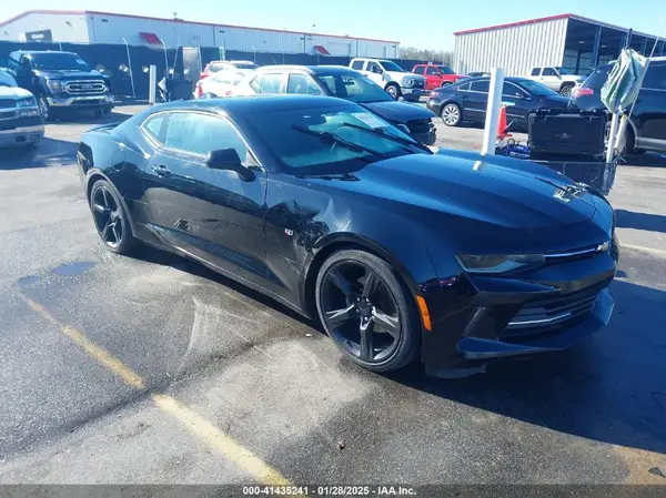 1G1FB1RSXJ0150240 2018 CHEVROLET CAMARO - Image 1
