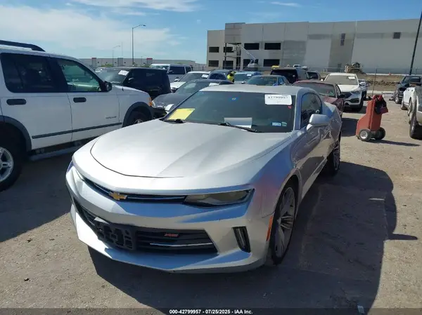 1G1FB1RSXJ0152070 2018 CHEVROLET CAMARO - Image 2