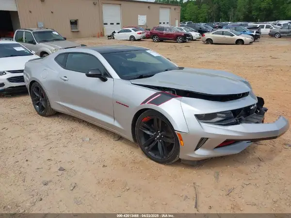 1G1FB1RSXJ0153350 2018 CHEVROLET CAMARO - Image 1