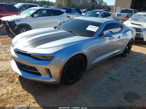 1G1FB1RX0H0149717 2017 CHEVROLET CAMARO - Image 2
