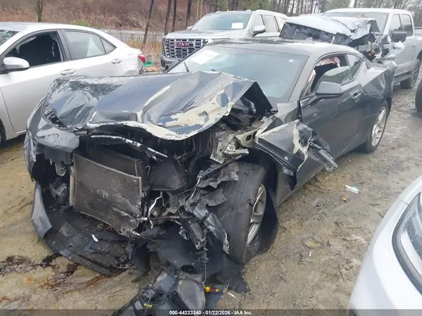 1G1FB1RX0J0106517 2018 CHEVROLET CAMARO - Image 2