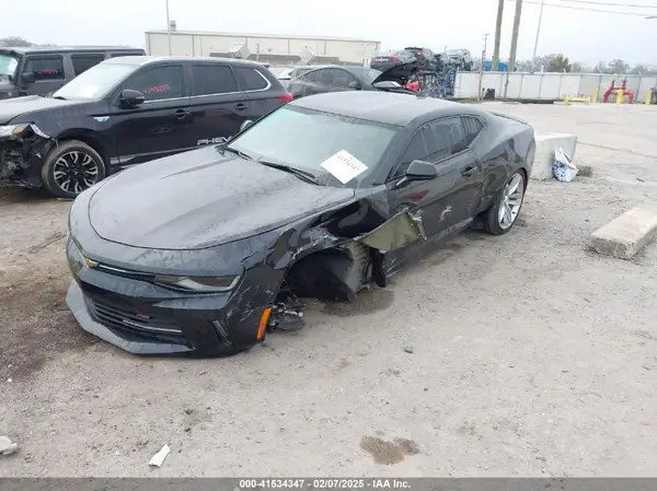 1G1FB1RX0J0135418 2018 CHEVROLET CAMARO - Image 2