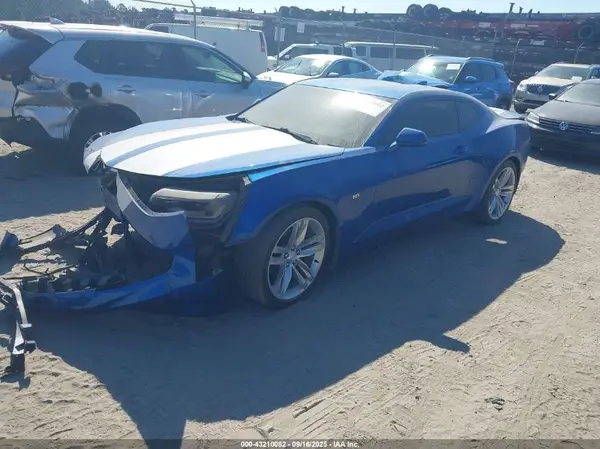 1G1FB1RX0J0160514 2018 CHEVROLET CAMARO - Image 2