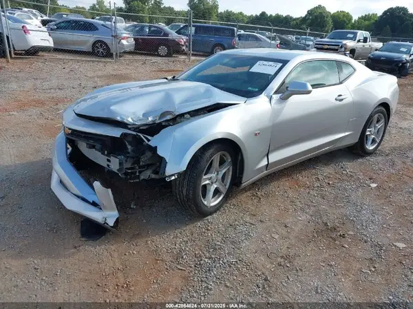 1G1FB1RX0J0165504 2018 CHEVROLET CAMARO - Image 2