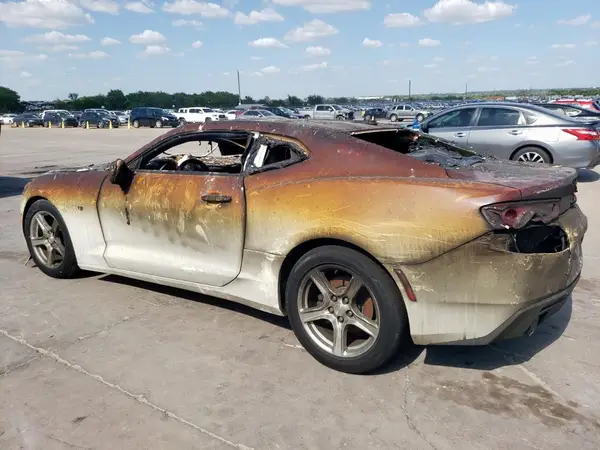 1G1FB1RX0J0184506 2018 CHEVROLET CAMARO - Image 2