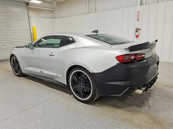 1G1FB1RX0K0131015 2019 CHEVROLET CAMARO - Image 2