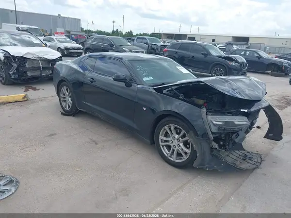 1G1FB1RX0M0135164 2021 CHEVROLET CAMARO - Image 1