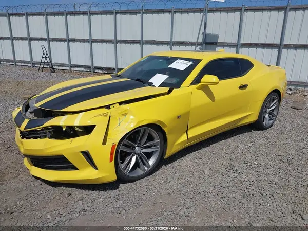 1G1FB1RX1H0183889 2017 CHEVROLET CAMARO - Image 2