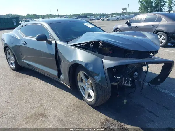 1G1FB1RX1H0186873 2017 CHEVROLET CAMARO - Image 1