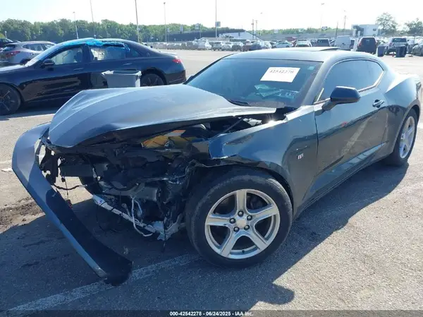 1G1FB1RX1H0186873 2017 CHEVROLET CAMARO - Image 2