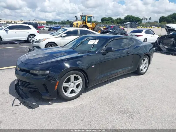 1G1FB1RX1H0214932 2017 CHEVROLET CAMARO - Image 2