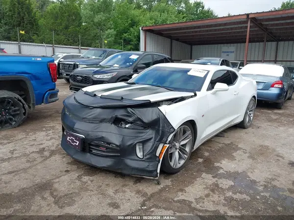 1G1FB1RX1J0101651 2018 CHEVROLET CAMARO - Image 2