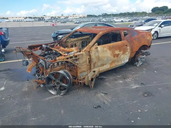 1G1FB1RX1J0107417 2018 CHEVROLET CAMARO - Image 2