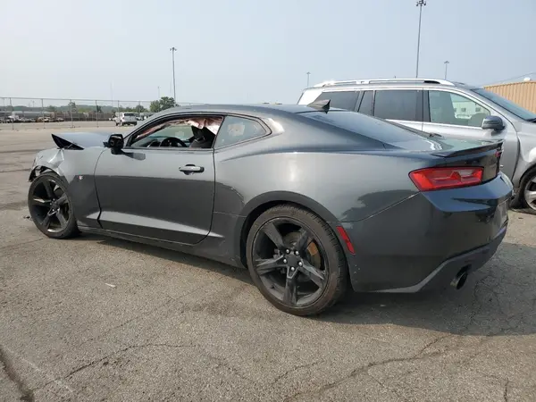 1G1FB1RX1J0107935 2018 CHEVROLET CAMARO - Image 2