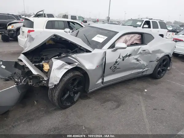 1G1FB1RX1J0108017 2018 CHEVROLET CAMARO - Image 2