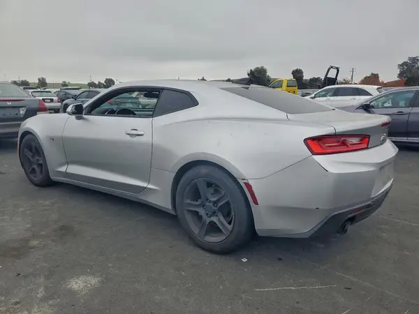 1G1FB1RX1J0115307 2018 CHEVROLET CAMARO - Image 2