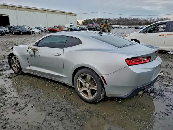 1G1FB1RX1J0123407 2018 CHEVROLET CAMARO - Image 2