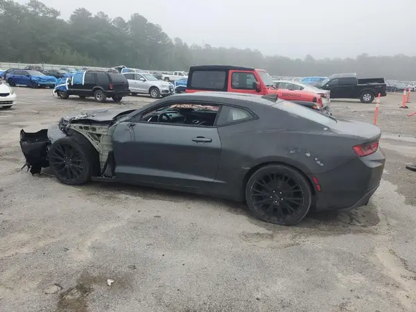 1G1FB1RX1J0162241 2018 CHEVROLET CAMARO - Image 2
