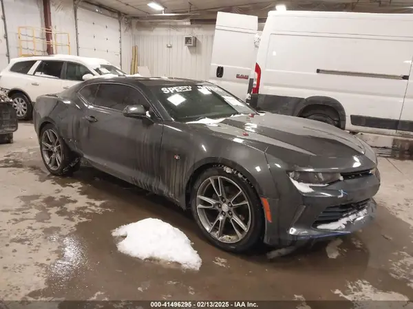 1G1FB1RX1J0182182 2018 CHEVROLET CAMARO - Image 1