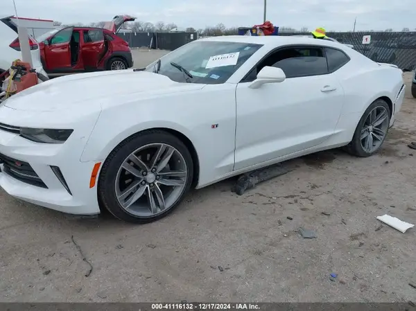 1G1FB1RX1J0190637 2018 CHEVROLET CAMARO - Image 2