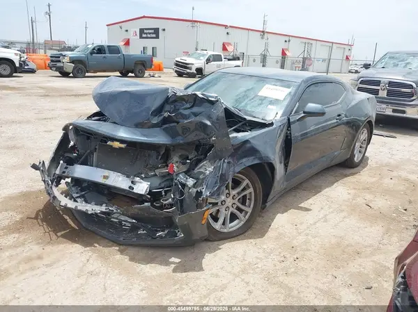 1G1FB1RX1M0104750 2021 CHEVROLET CAMARO - Image 2