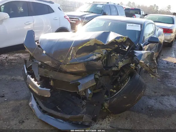 1G1FB1RX2H0137066 2017 CHEVROLET CAMARO - Image 2