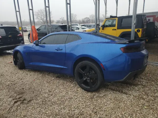 1G1FB1RX2H0214096 2017 CHEVROLET CAMARO - Image 2