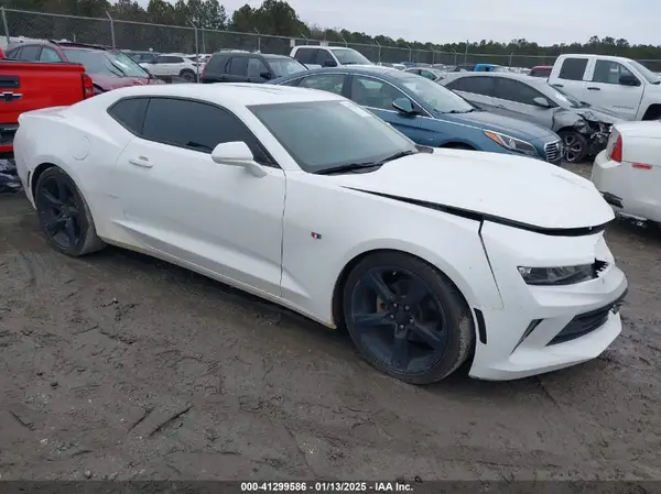 1G1FB1RX2J0102971 2018 CHEVROLET CAMARO - Image 1