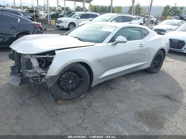 1G1FB1RX2J0117129 2018 CHEVROLET CAMARO - Image 2