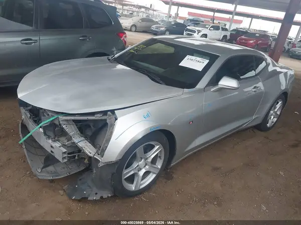 1G1FB1RX2J0117678 2018 CHEVROLET CAMARO - Image 2