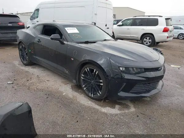 1G1FB1RX2J0129779 2018 CHEVROLET CAMARO - Image 1