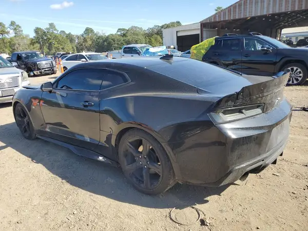 1G1FB1RX2J0175029 2018 CHEVROLET CAMARO - Image 2