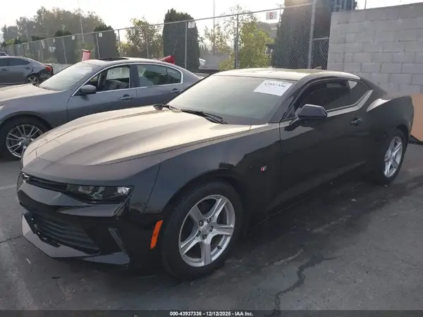 1G1FB1RX2J0191666 2018 CHEVROLET CAMARO - Image 2