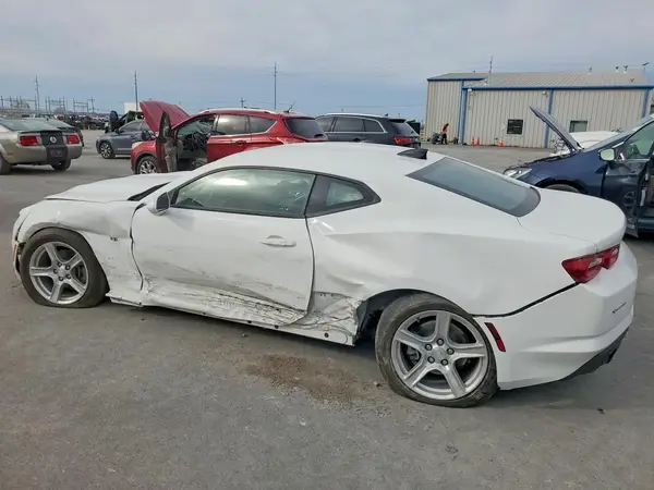 1G1FB1RX2P0150060 2023 CHEVROLET CAMARO - Image 2