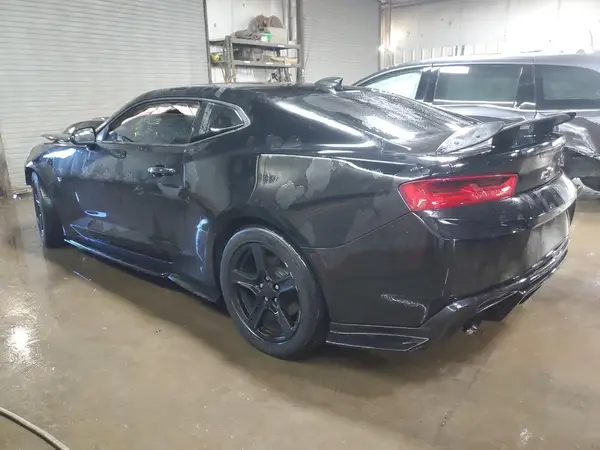 1G1FB1RX3H0213622 2017 CHEVROLET CAMARO - Image 2