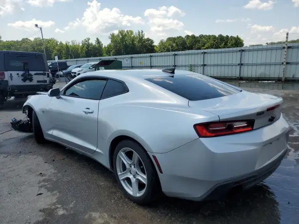 1G1FB1RX3J0111422 2018 CHEVROLET CAMARO - Image 2