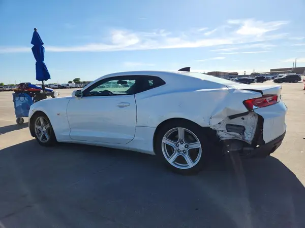 1G1FB1RX3J0120573 2018 CHEVROLET CAMARO - Image 2