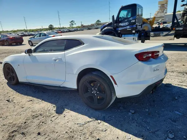 1G1FB1RX3K0130862 2019 CHEVROLET CAMARO - Image 2
