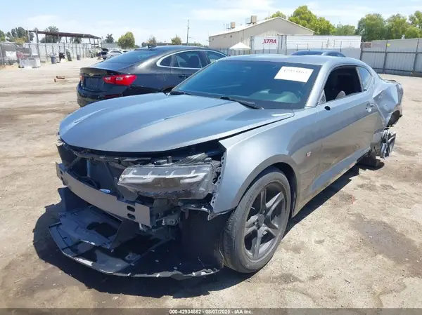 1G1FB1RX3M0109710 2021 CHEVROLET CAMARO - Image 2