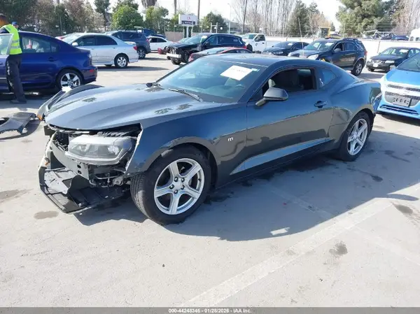 1G1FB1RX4H0141975 2017 CHEVROLET CAMARO - Image 2