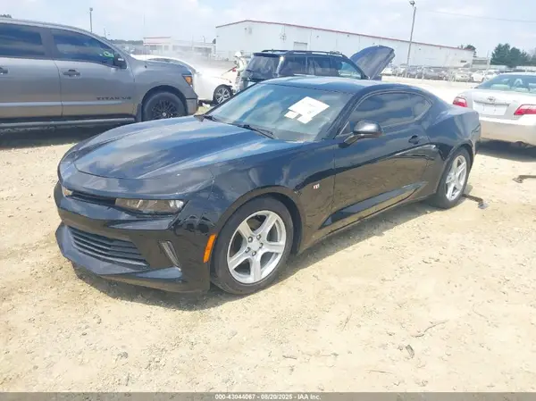 1G1FB1RX4H0151180 2017 CHEVROLET CAMARO - Image 2