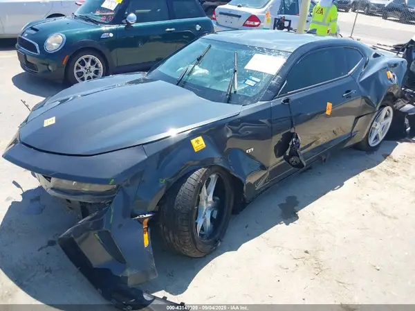 1G1FB1RX4H0183045 2017 CHEVROLET CAMARO - Image 2