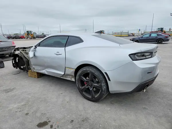 1G1FB1RX4J0116046 2018 CHEVROLET CAMARO - Image 2