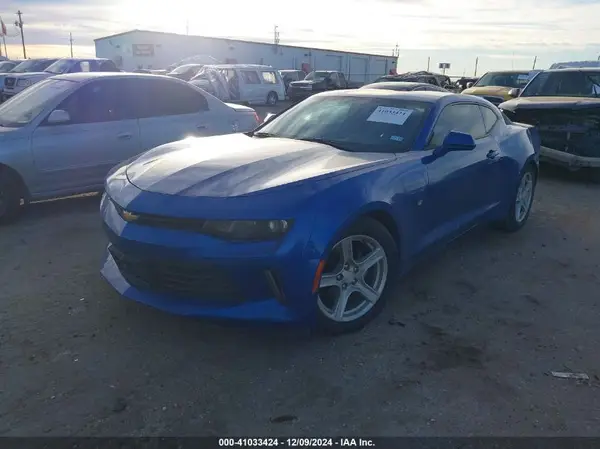 1G1FB1RX4J0124258 2018 CHEVROLET CAMARO - Image 2