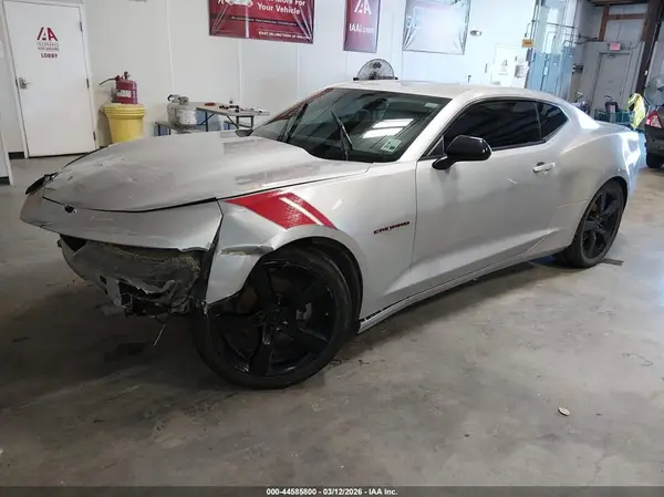 1G1FB1RX4J0160421 2018 CHEVROLET CAMARO - Image 2