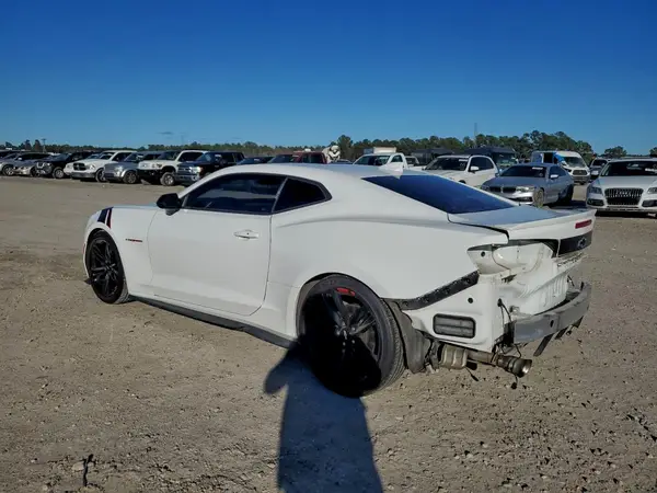 1G1FB1RX4J0187201 2018 CHEVROLET CAMARO - Image 2